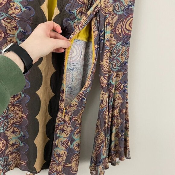 Free People Ossie Vibes Bell Sleeve Tunic Mini Dress in Gold Size XS - Picture 4 of 6